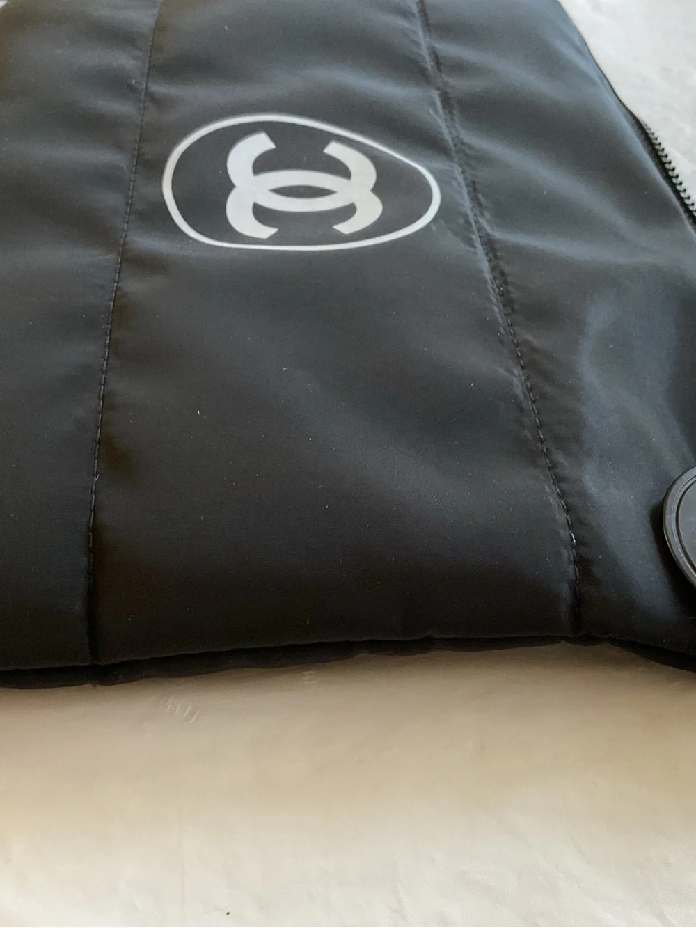 Chanel Beaute Puffy Nylon Gift Makeup Cosmetic Pouch Clutch